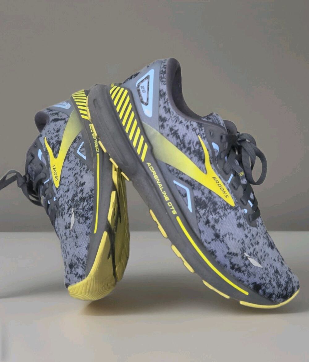 Brooks Adrenaline GTS 23 Gray Yellow Mens US Size 8.5 1103911D404 Running Shoes